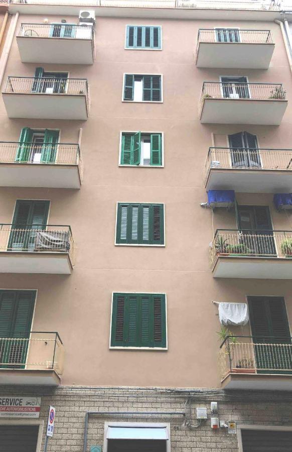 Casetta N.56 Smart & Mini Apartment Bari Buitenkant foto